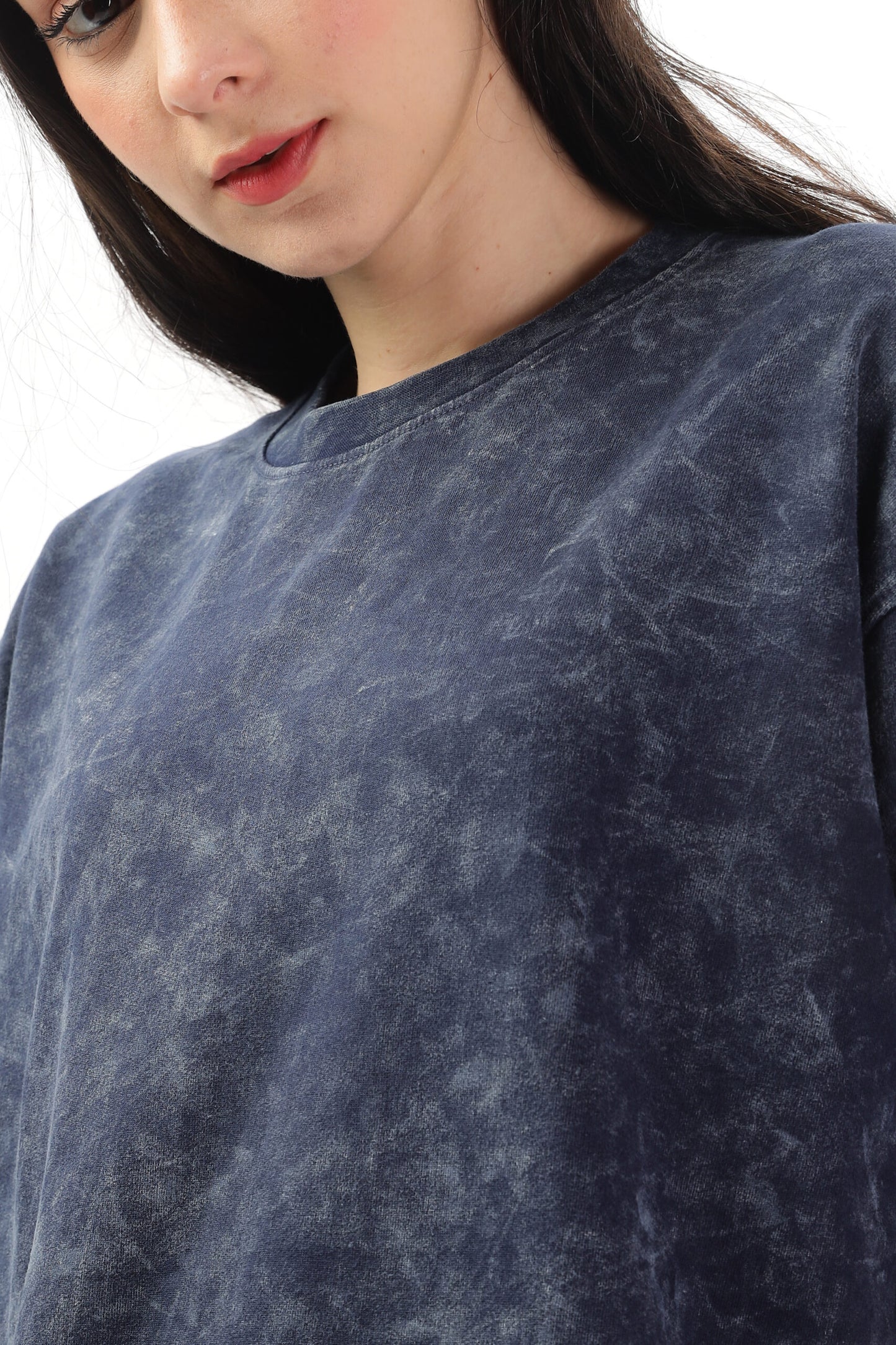 WOMEN’S NAVY BLUE ACID-WASH OVERSIZED TEE