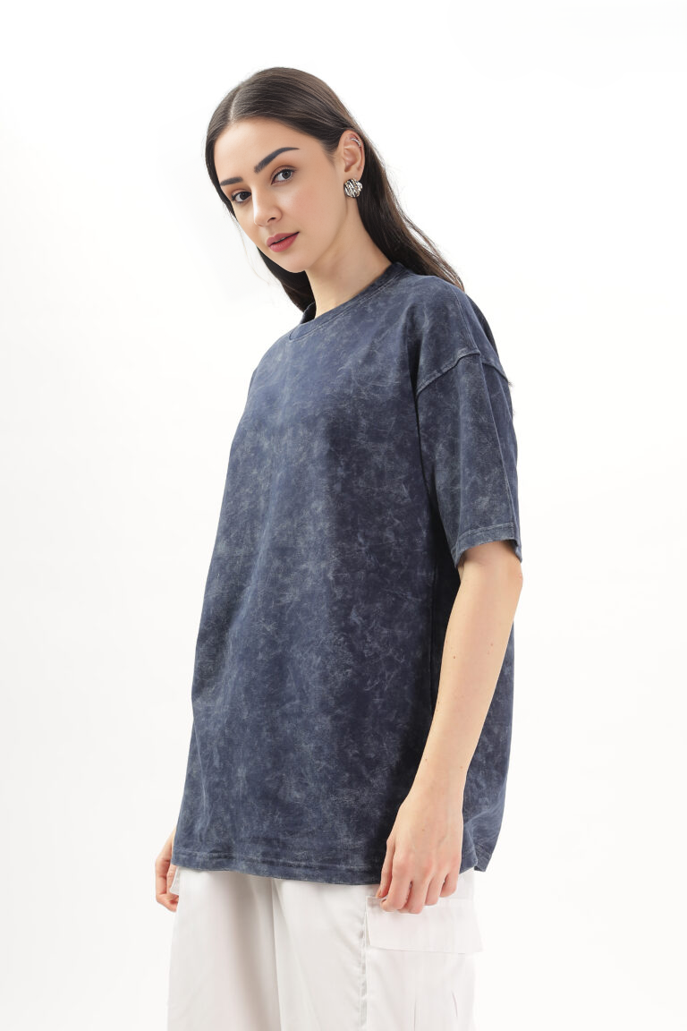 WOMEN’S NAVY BLUE ACID-WASH OVERSIZED TEE